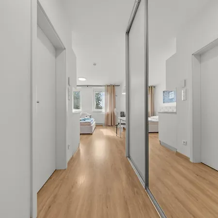 Lägenhet Air Conditioned 1 With Parking, New Building, Ruzinov